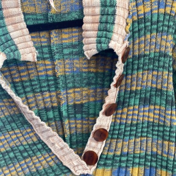 Free People sweater short romper.  Washed never worn. - Picture 3 of 7